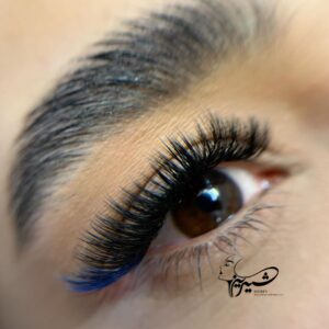 آموزش و خدمات اکستنشن مژه